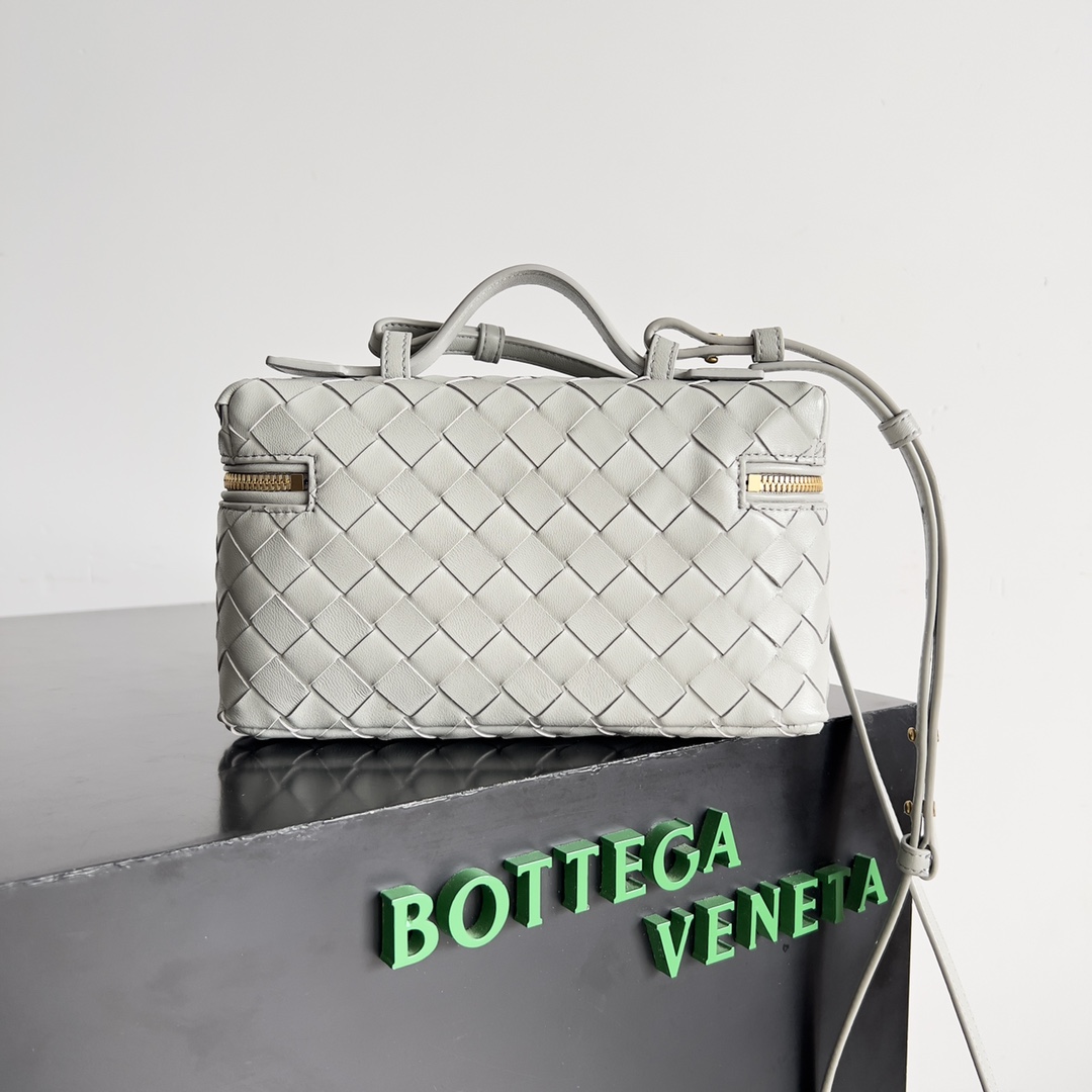 Bottega Veneta Cosmetic Bags